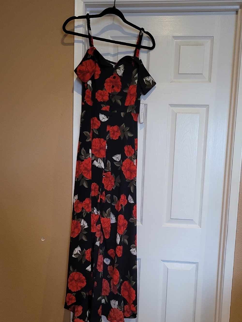 Premier Amour Black Maxi Dress with Red Floral Print